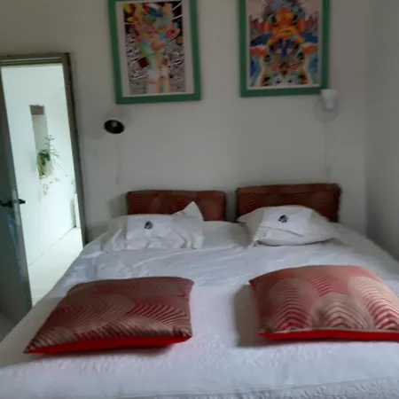 Hostel Pan Demeure Et Granges *