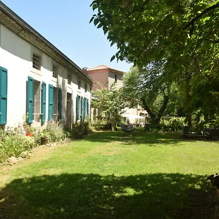 Pan Demeure Et Granges Auberge de jeunesse Montesquieu-Avantes