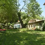 Hostel Pan Demeure Et Granges Montesquieu-Avantes