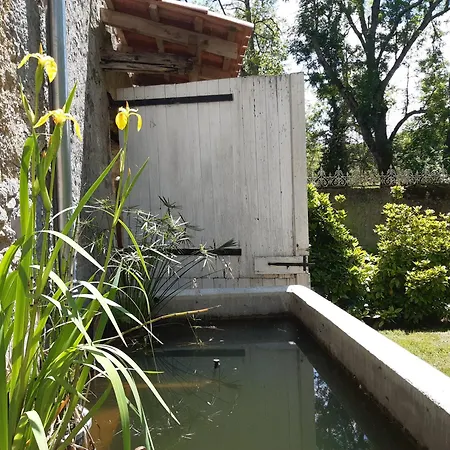 Hostel Pan Demeure Et Granges Montesquieu-Avantes