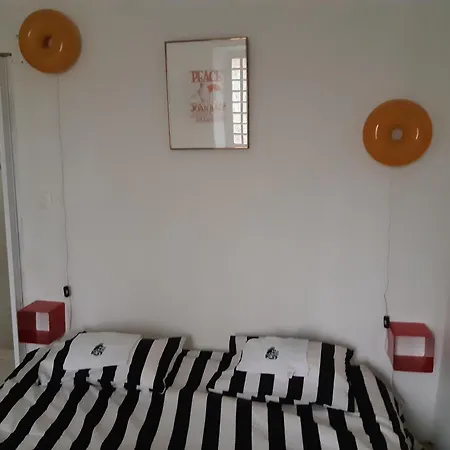 Hostel Pan Demeure Et Granges Montesquieu-Avantes