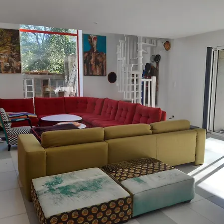 Hostel Pan Demeure Et Granges Montesquieu-Avantes