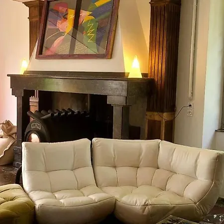 Pan Demeure Et Granges *