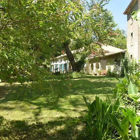 Pan Demeure Et Granges Hostel Montesquieu-Avantes