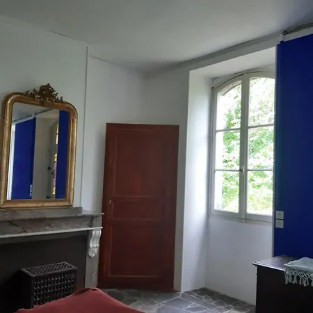 Hostel Pan Demeure Et Granges Montesquieu-Avantes