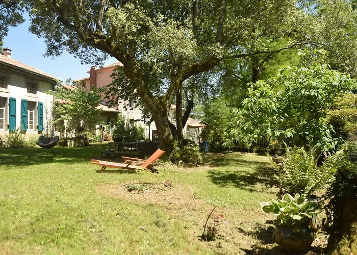 Pan Demeure Et Granges Montesquieu-Avantes