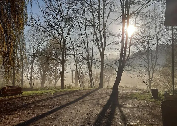 Hostel Pan Demeure Et Granges